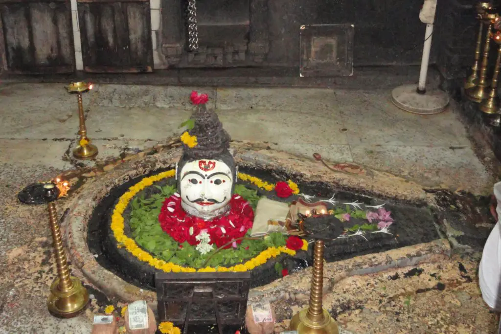 Shri Trimbakeshwar Jyotirlinga