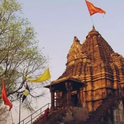 Matangeshwar Mahadev Mandir – Kyun Kaha Jata Hai Ise Jeevit Shivling